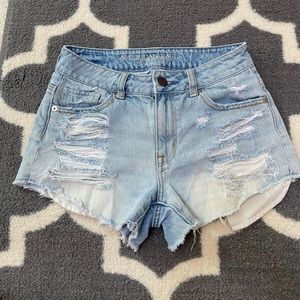 American Eagle Hi-Rise Festival Shorts